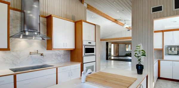 λειτουργική κουζίνα