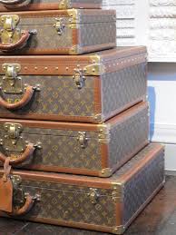 Παλιά μπαούλα Louis Vuitton